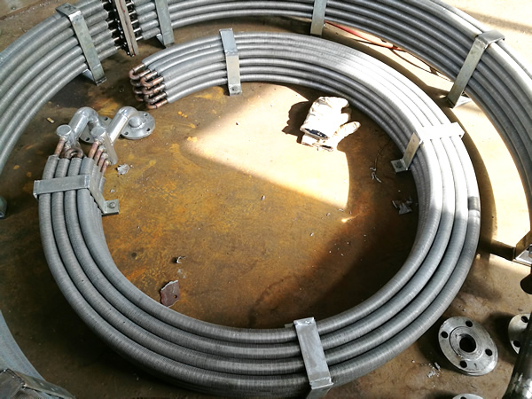 春陽 - 坦水電站油冷卻器-上導(dǎo)、下導(dǎo)